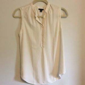 Ann Taylor cream sleeveless dress shirt